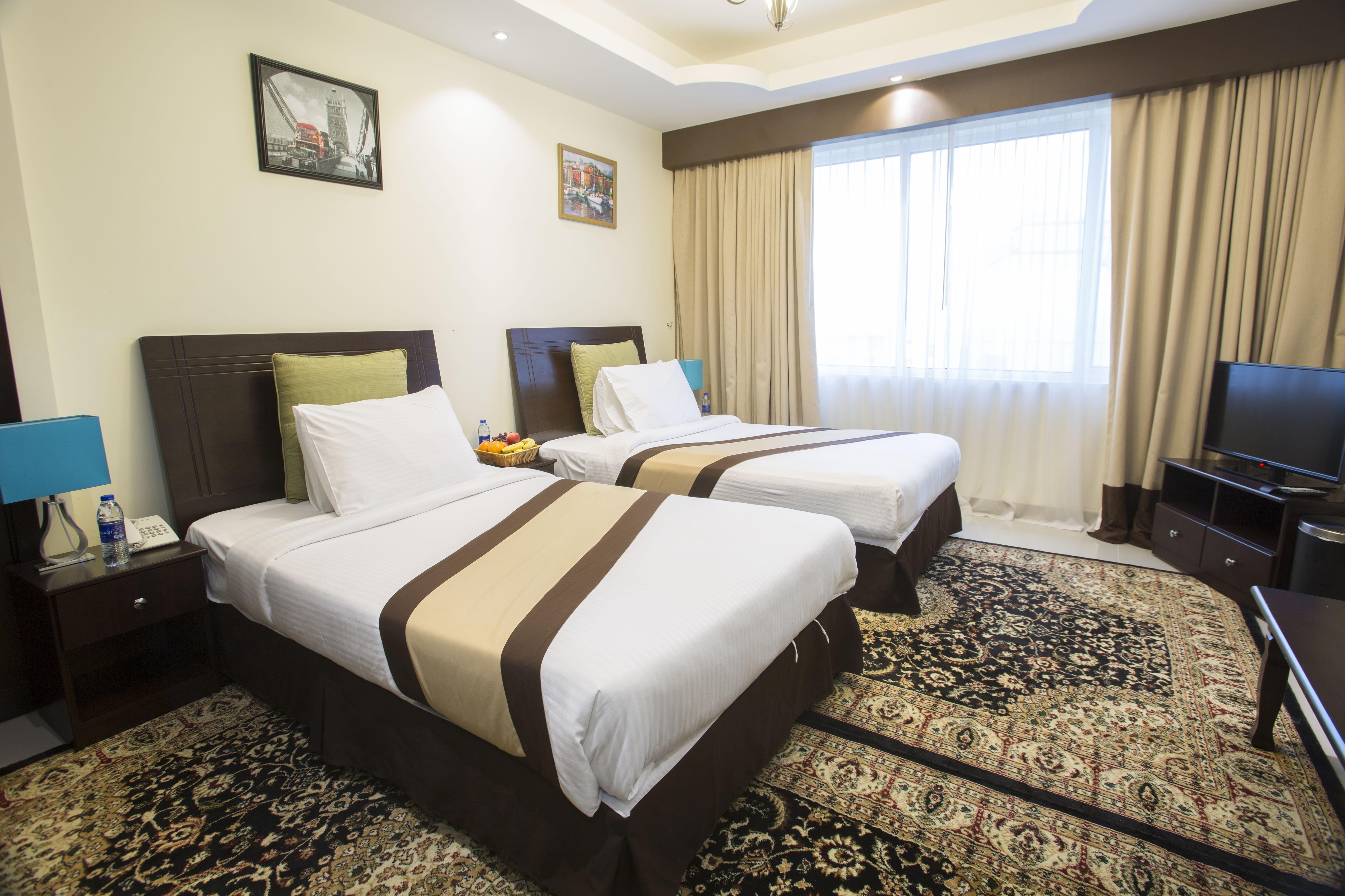 Travellers Hotel Apartment Dubai Exterior photo