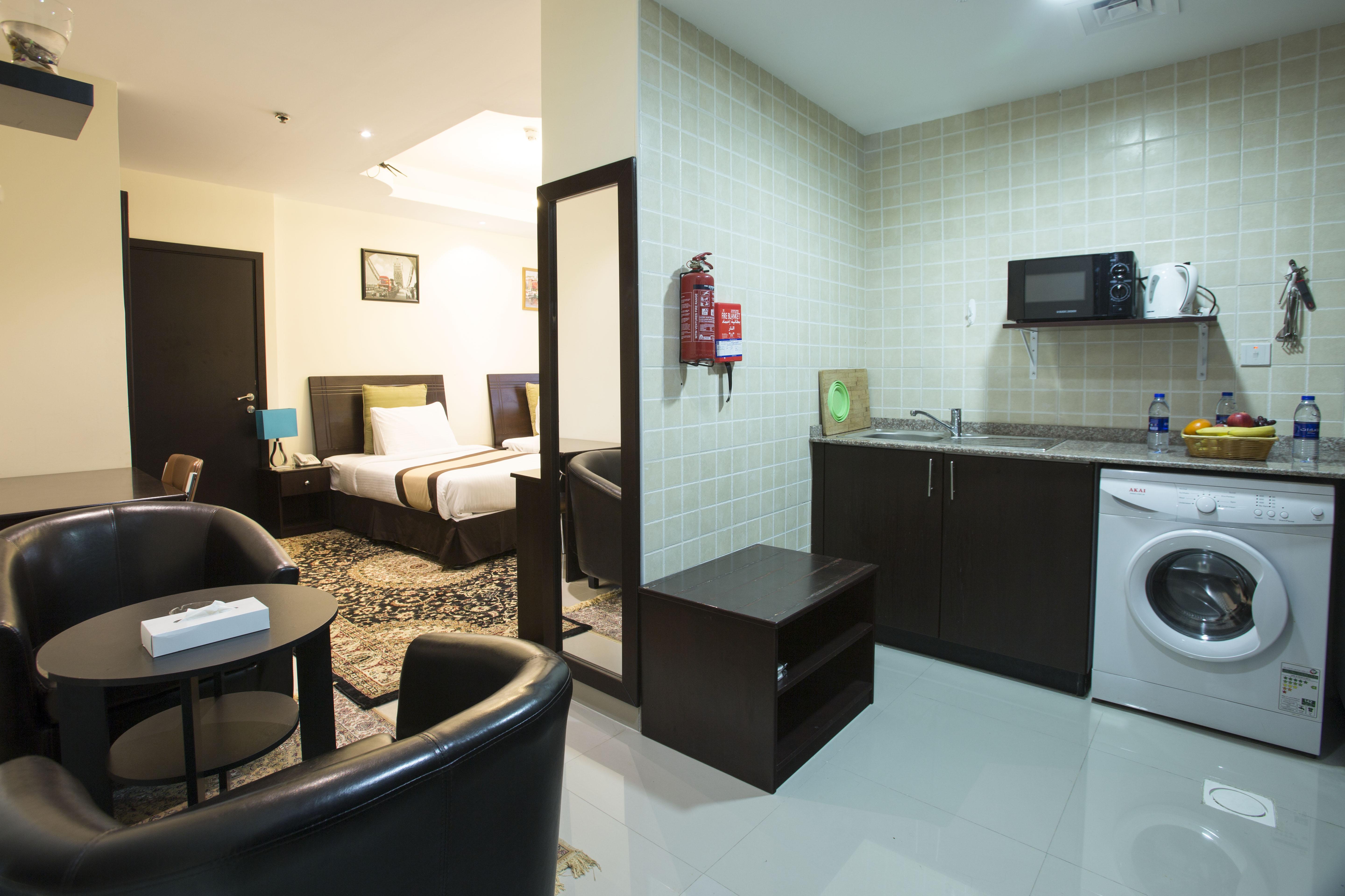 Travellers Hotel Apartment Dubai Exterior photo