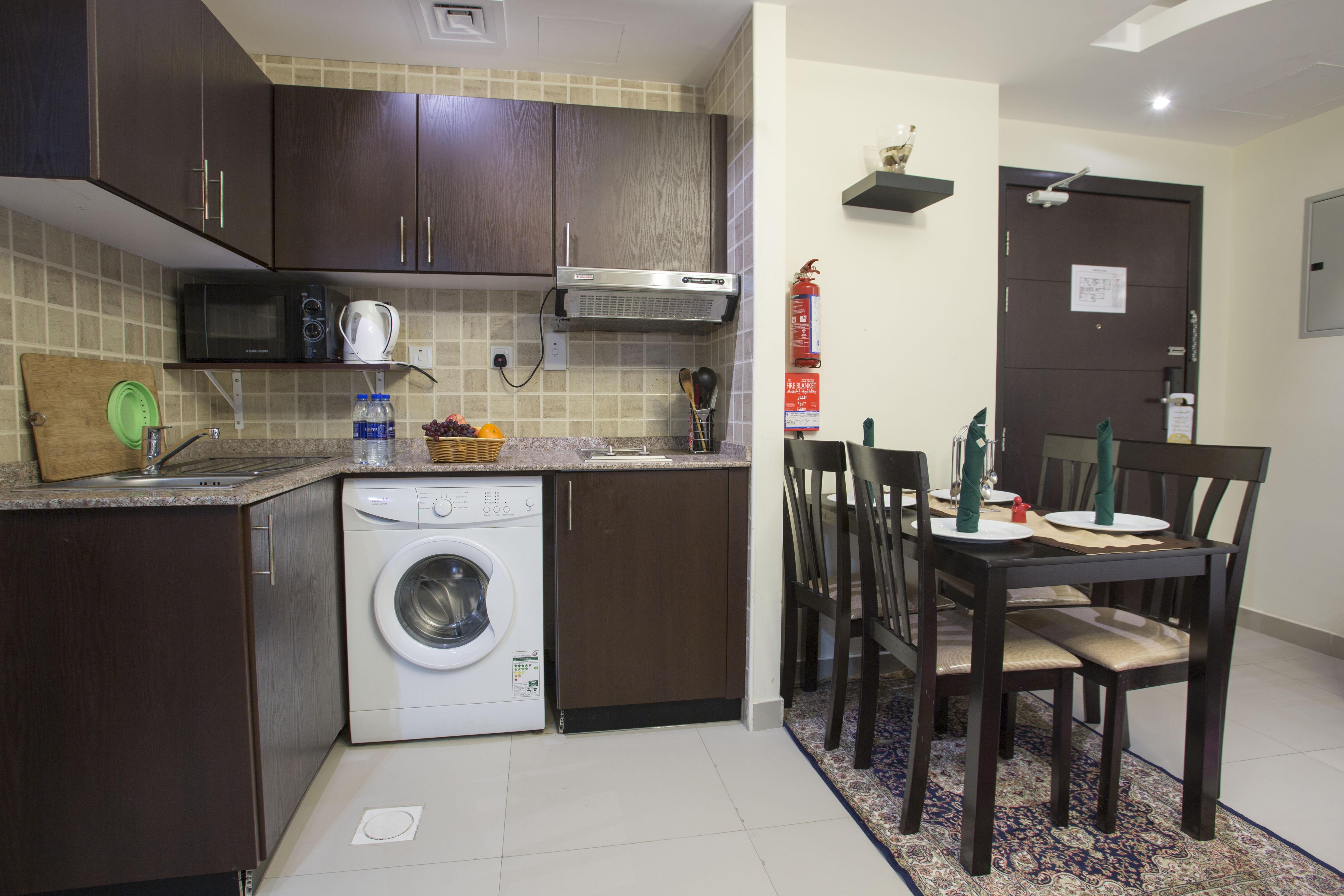 Travellers Hotel Apartment Dubai Exterior photo