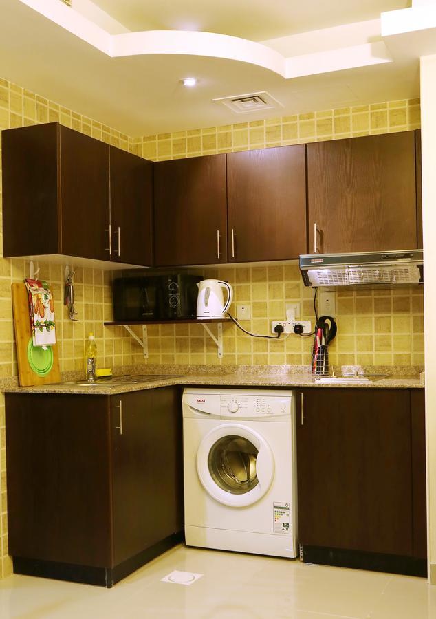 Travellers Hotel Apartment Dubai Exterior photo