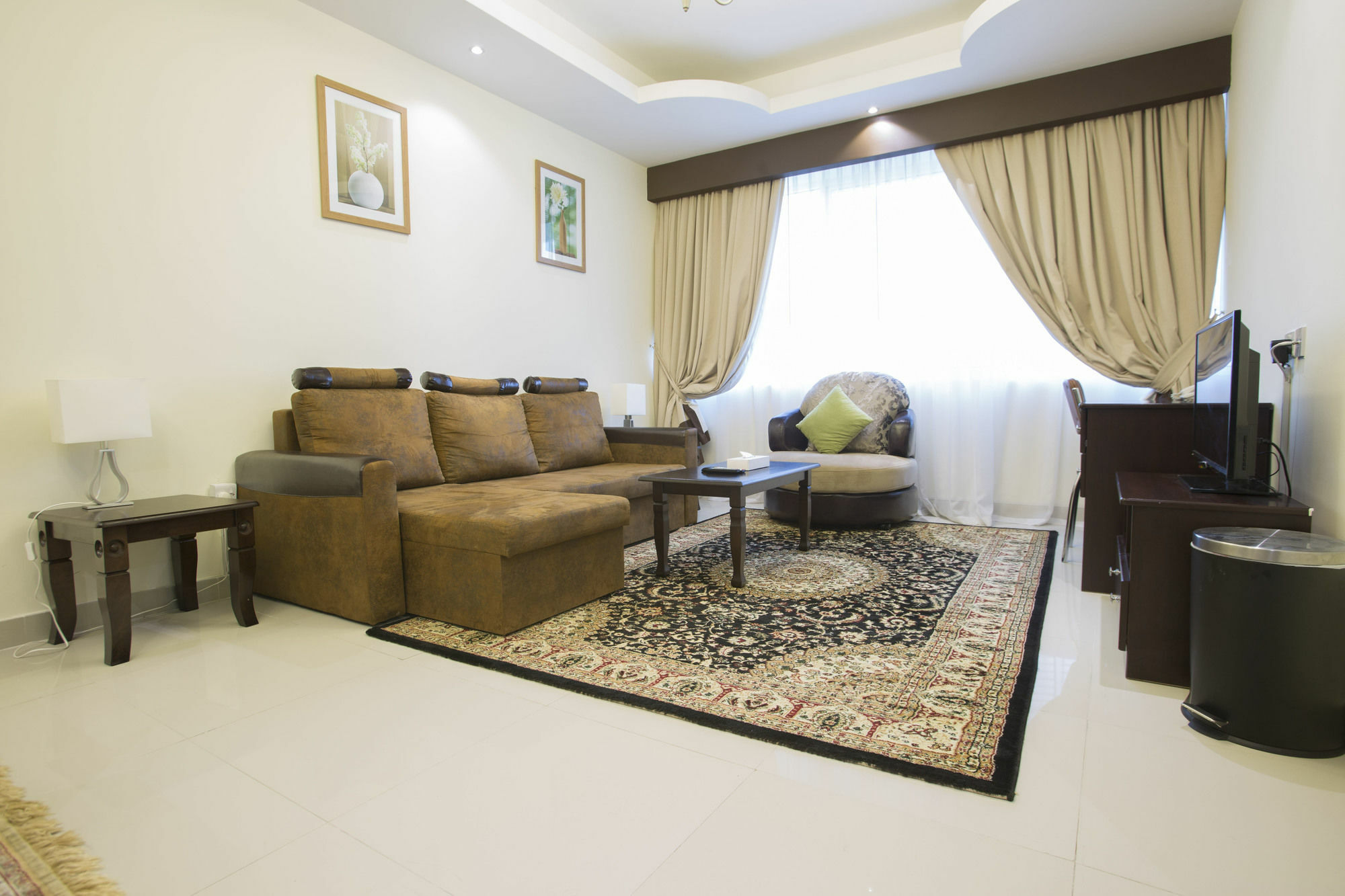 Travellers Hotel Apartment Dubai Exterior photo