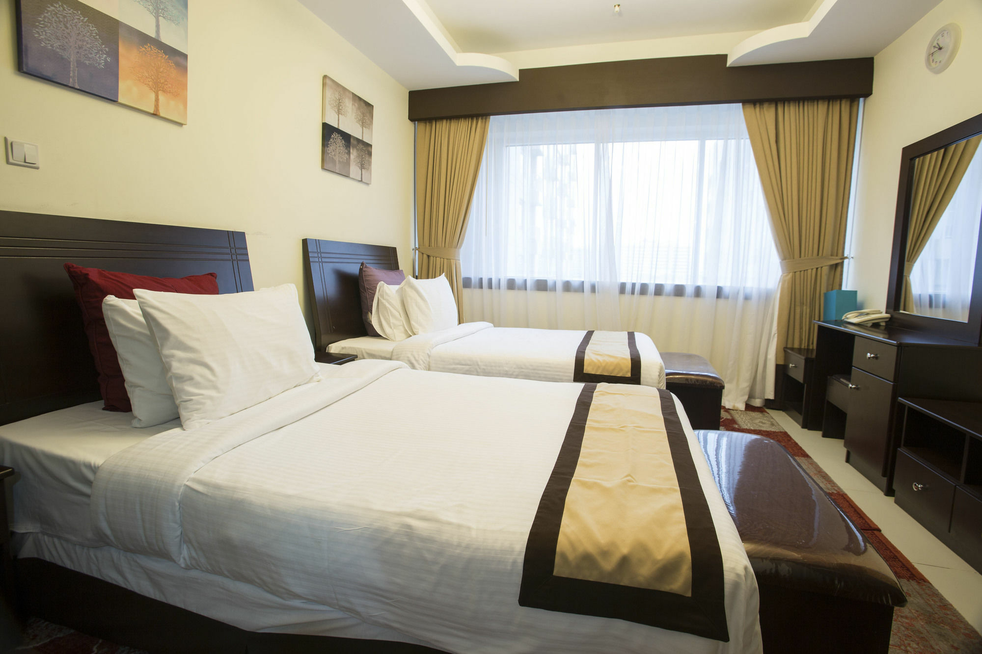 Travellers Hotel Apartment Dubai Exterior photo